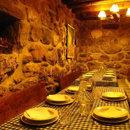 Camaleño Albergue Turistico Valdebaro מראה חיצוני תמונה