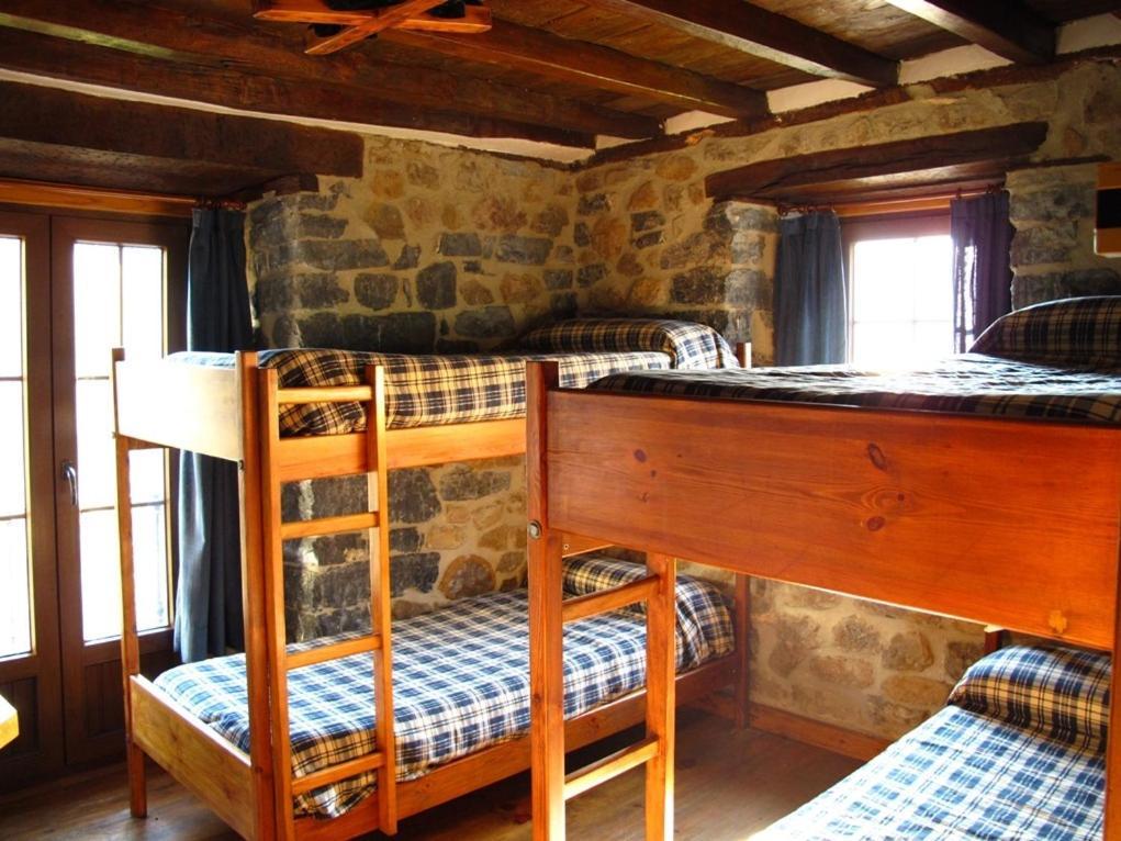 Camaleño Albergue Turistico Valdebaro חדר תמונה